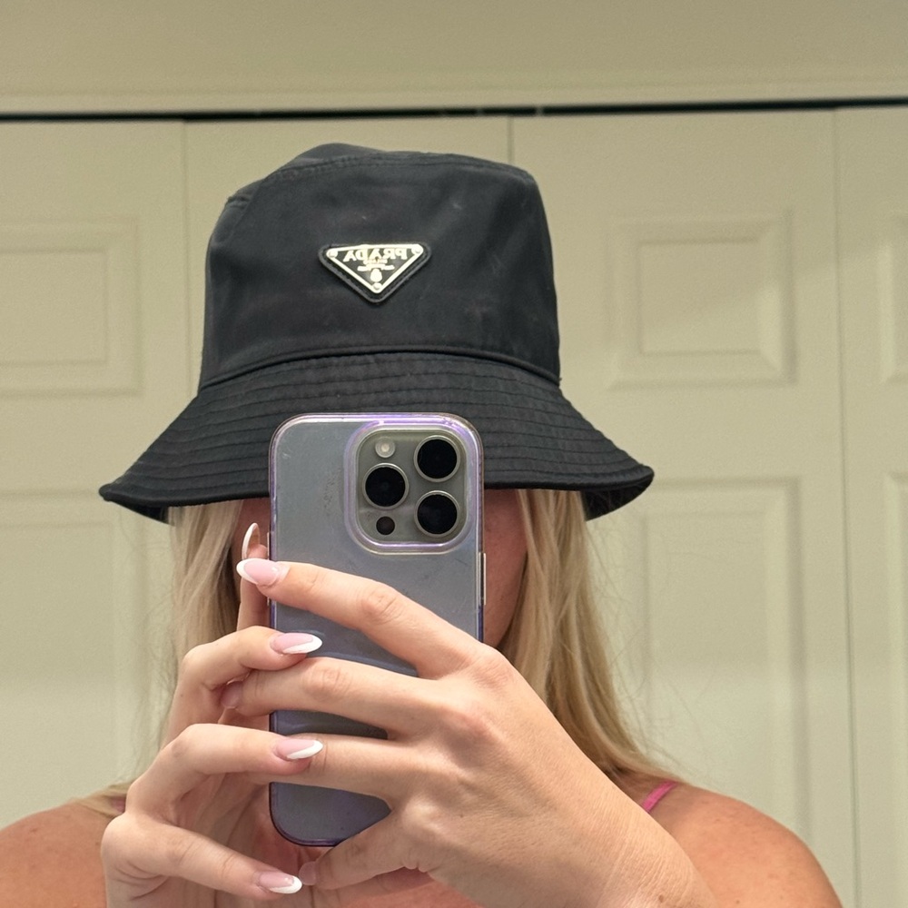 Black Bucket Hat